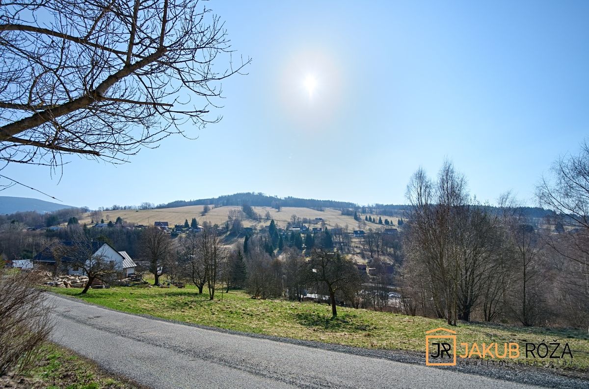 Prodej stavebního pozemku 5478 m² – fotografie 2