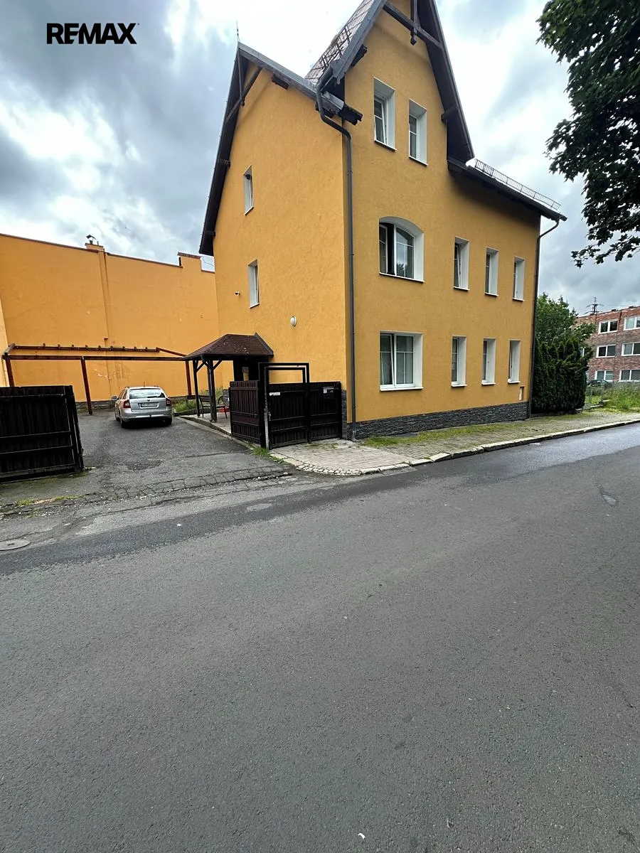 Prodej ubytovacího zařízení 320 m²