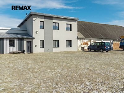 Pronájem obchodního prostoru 160 m²