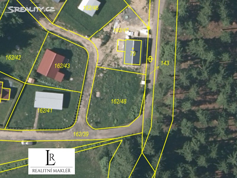 Prodej  stavebního pozemku 393 m² – další