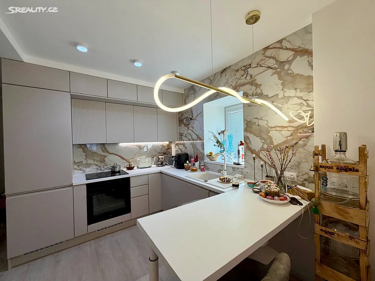 Prodej bytu 2+kk 68 m², Praha