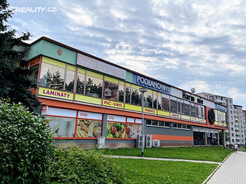 Prodej komerční nemovitosti 1 057 m², Vsetín