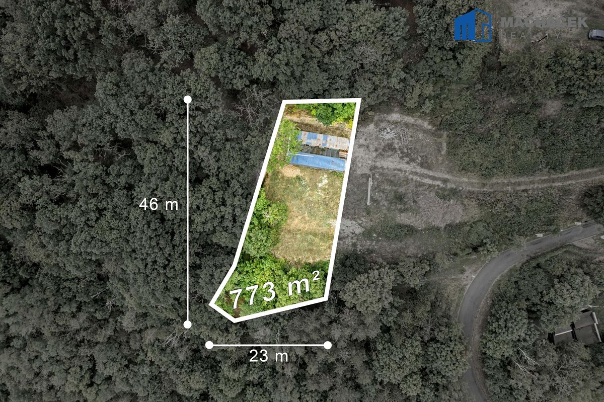 Prodej stavebního pozemku 773 m², Most – fotka 1 z 3