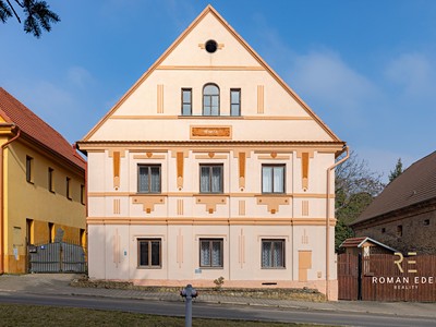 Prodej  vícegeneračního domu 495 m², pozemek 4 885 m²