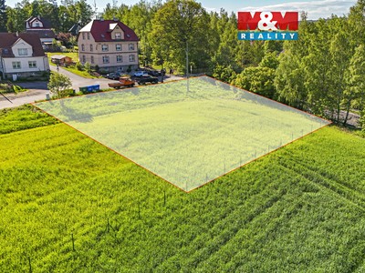 Prodej  stavebního pozemku 1 590 m²