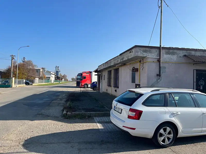 Prodej komerční nemovitosti 77 m², Určice – náhled fotky 1