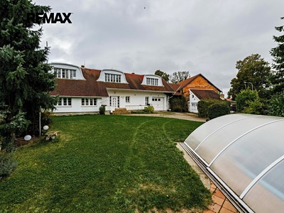 Prodej  rodinného domu 256 m², pozemek 1 744 m²