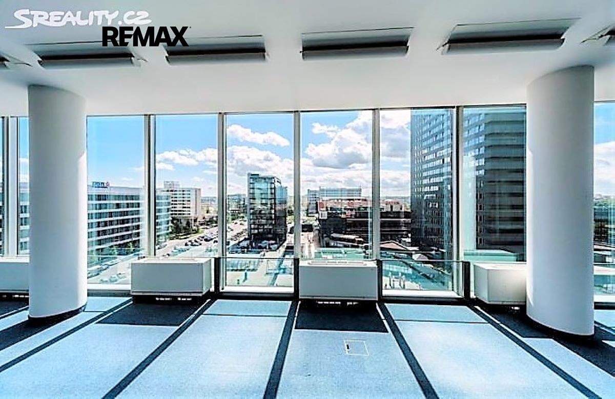 Pronájem kanceláře 733 m² – fotografie 3