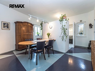 Prodej bytu 6 pokojů a více 143 m² (Mezonet)