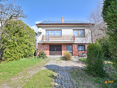 Prodej  rodinného domu 230 m², pozemek 534 m²