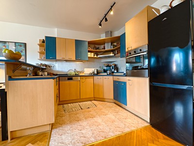 Pronájem bytu 3+kk 82 m²