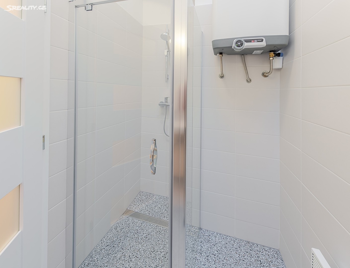 Pronájem bytu 2+kk 50 m² – pohled 6