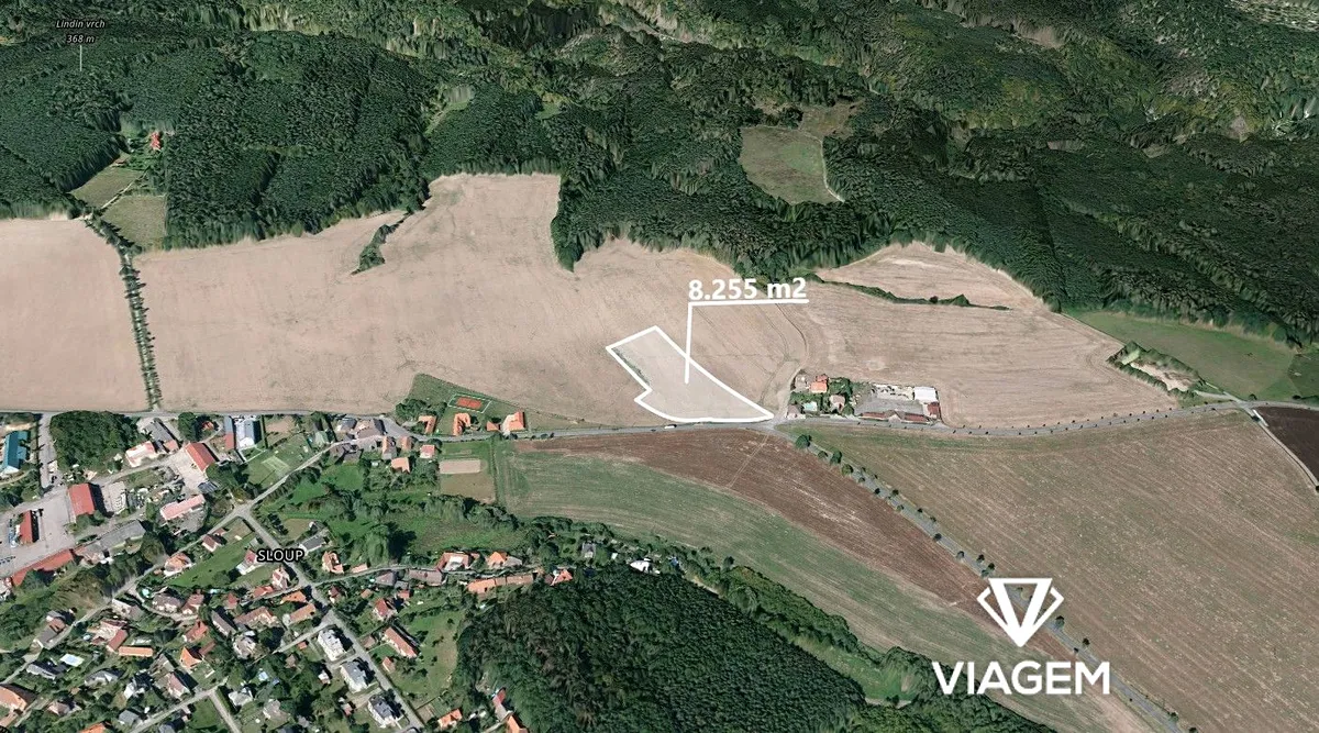 Prodej podílu 1/4 stavebního pozemku 2063 m²