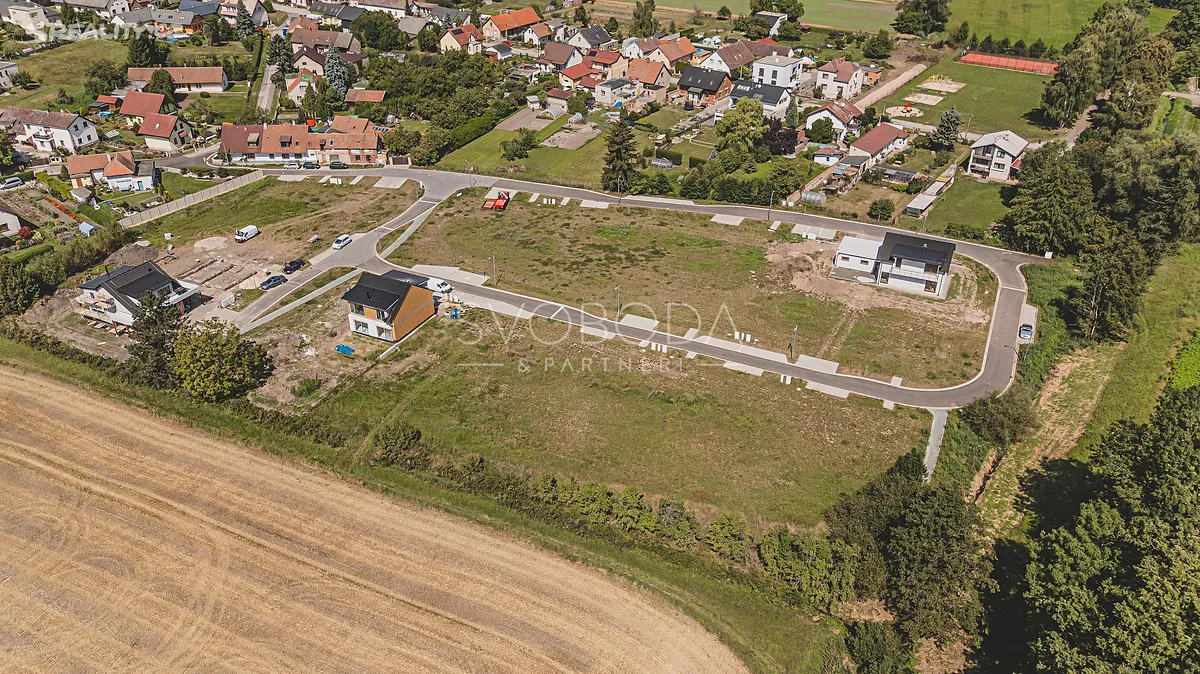 Prodej stavebního pozemku 674 m² – další