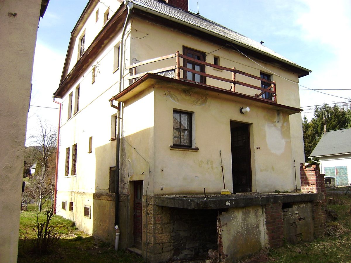 Prodej vícegeneračního domu 256 m², pozemek 417 m² – fotografie 2