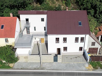 Prodej  rodinného domu 237 m², pozemek 993 m²