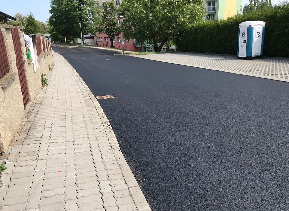 Prodej rodinného domu 135 m², pozemek 807 m² – fotografie 2
