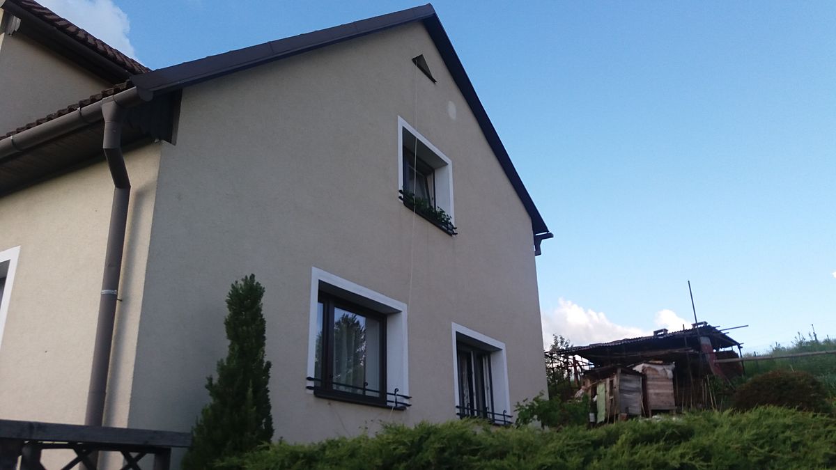 Prodej rodinného domu 272 m², pozemek 1418 m² – fotografie 4