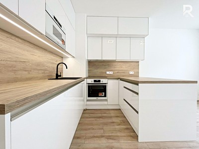 Pronájem bytu 1+kk 27 m²