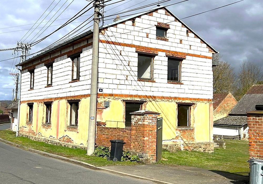Prodej rodinného domu 270 m², pozemek 1495 m² – fotografie 5