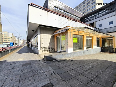 Pronájem obchodního prostoru 69 m²