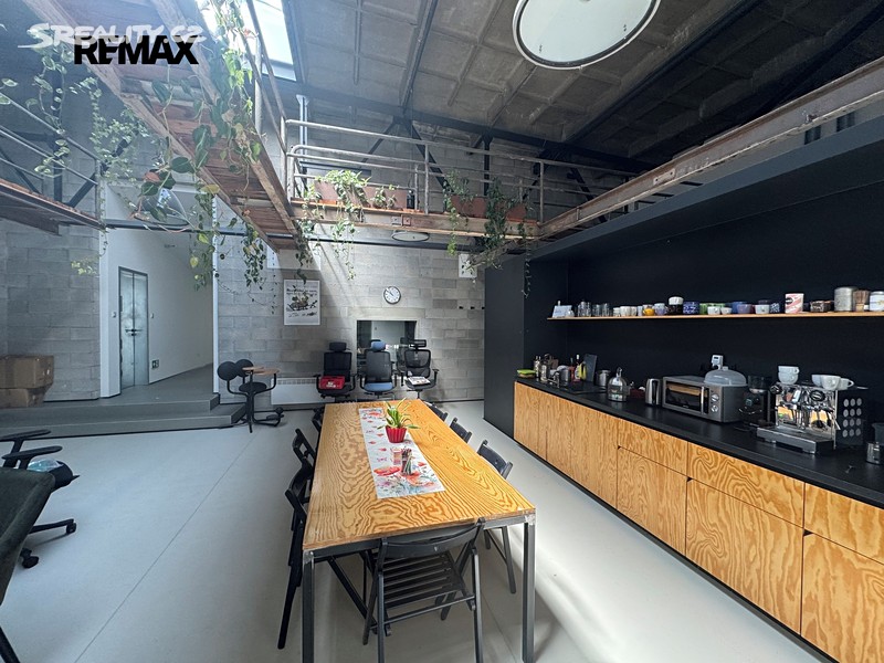 Pronájem kanceláře 38 m², Rožnov pod Radhoštěm