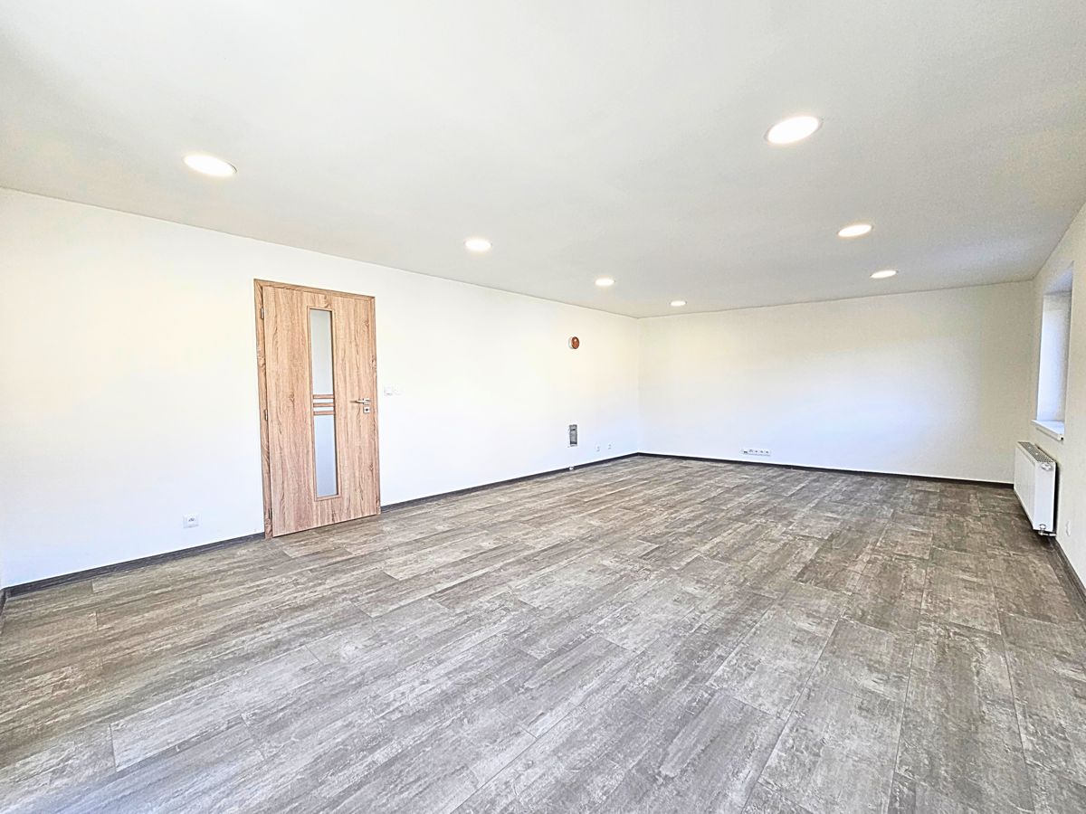 Prodej rodinného domu 140 m², pozemek 466 m² – fotografie 4