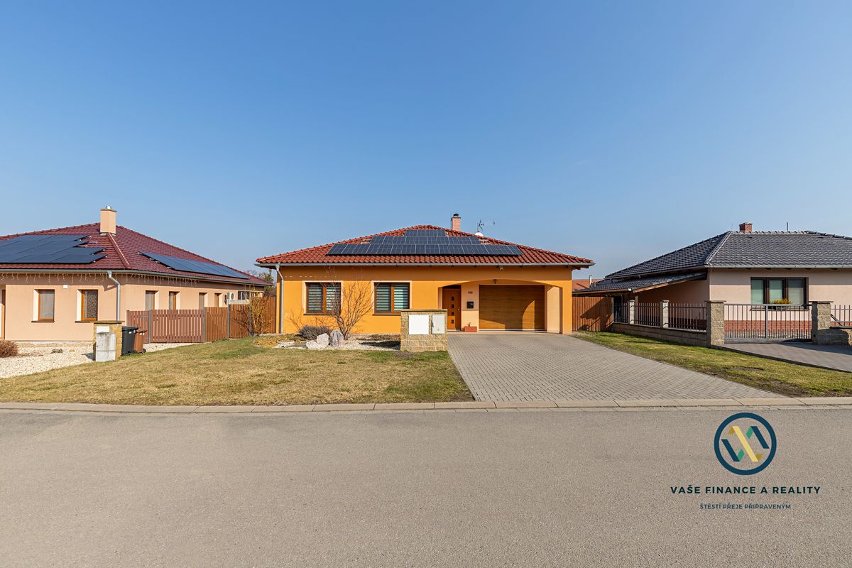 Prodej rodinného domu 162 m², pozemek 868 m² – fotografie 4
