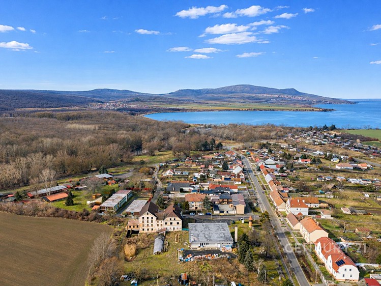 Комерційне приміщення на продаж, 2 133 м² (4 з 30)