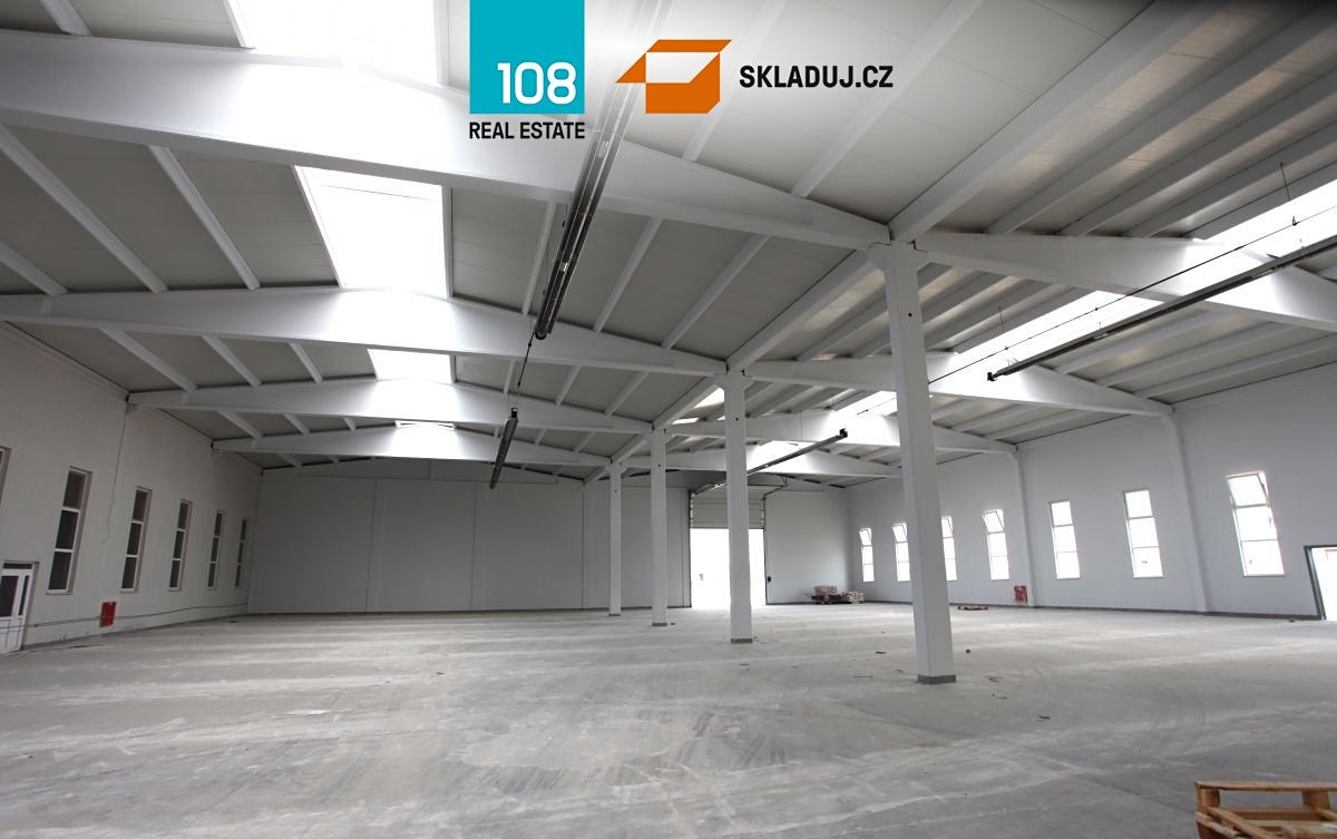 Pronájem skladového prostoru 1500 m² – fotografie 3