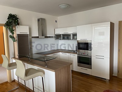 Pronájem bytu 3+kk 110 m²