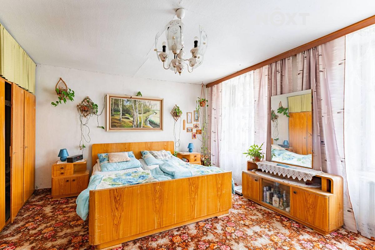 Prodej rodinného domu 180 m², pozemek 131 m² – fotografie 3