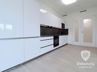 Pronájem bytu 3+kk 87 m²