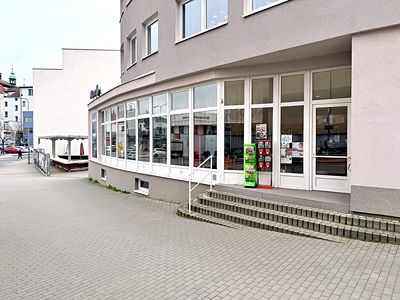 Pronájem obchodního prostoru 165 m²