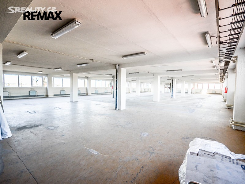 Pronájem skladového prostoru 456 m², Praha