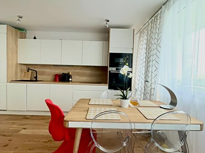Prodej bytu 3+kk 74 m² (Jednopodlažní)