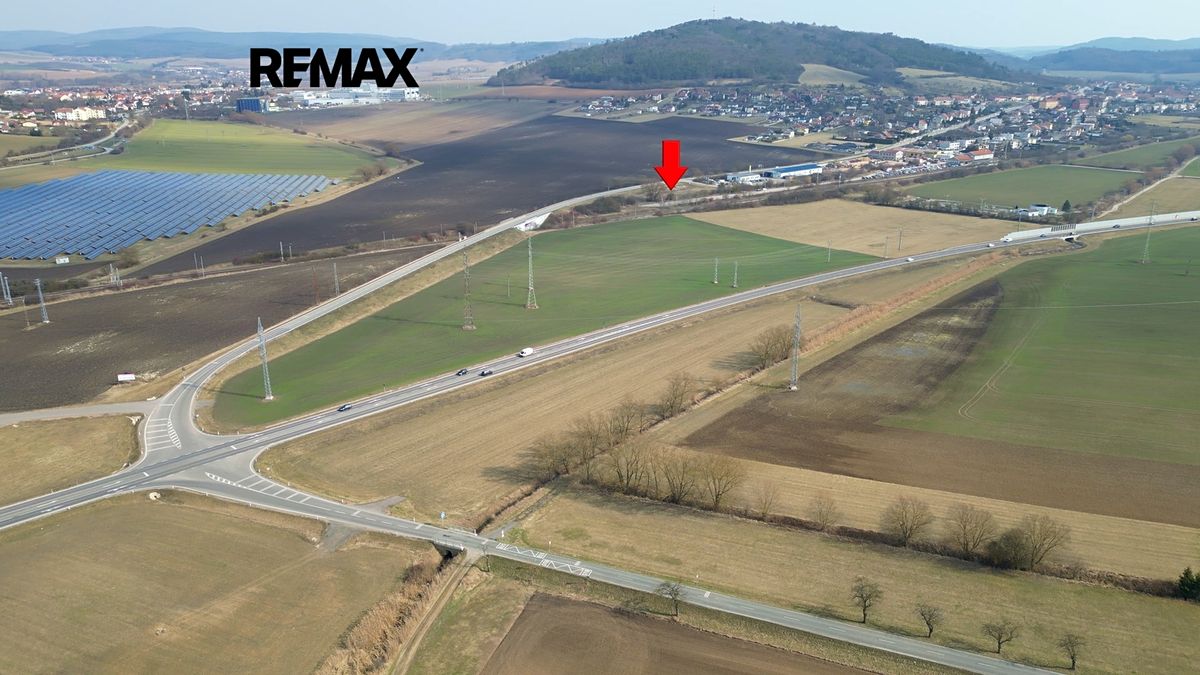 Prodej komerčního pozemku 3079 m² – fotografie 3