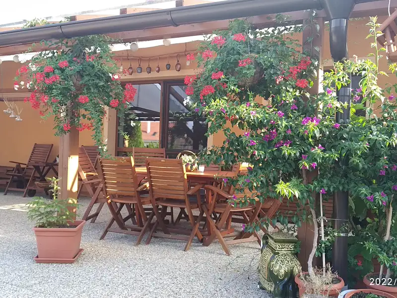 Prodej rodinného domu 162 m², pozemek 868 m², Starovičky – náhled fotky 1
