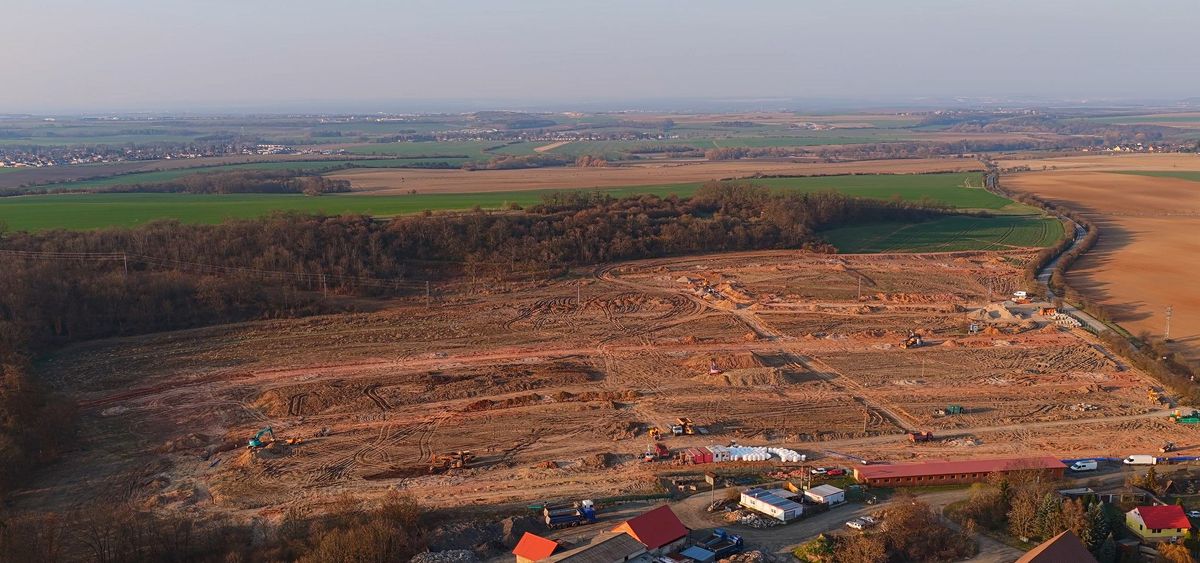 Prodej stavebního pozemku 811 m² – fotografie 3