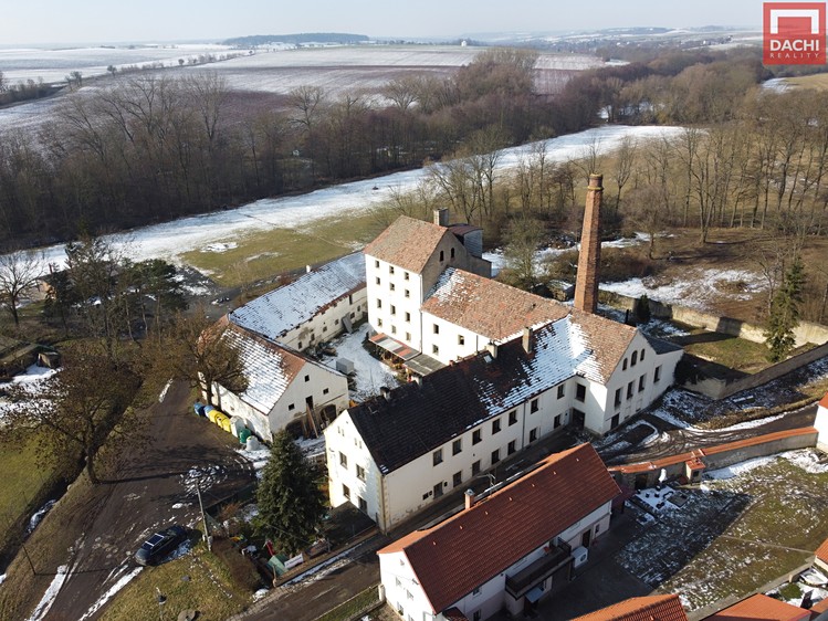 Комерційне приміщення на продаж, 6 674 м² (7 з 21)