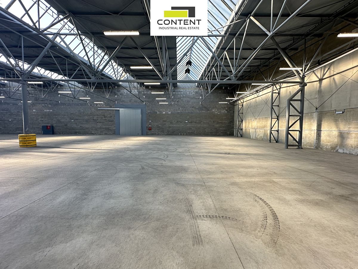 Pronájem skladového prostoru 2000 m² – fotografie 2