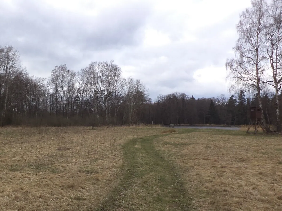 Prodej pozemku 6727 m²