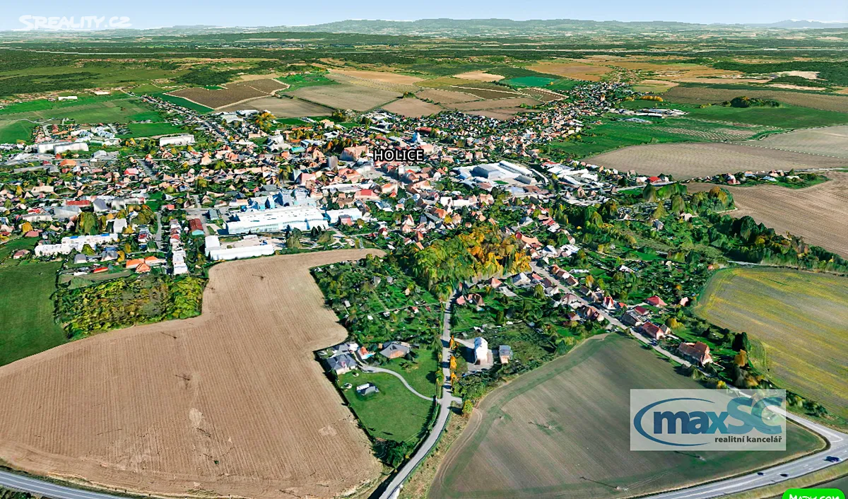 Prodej stavebního pozemku 976 m² – další