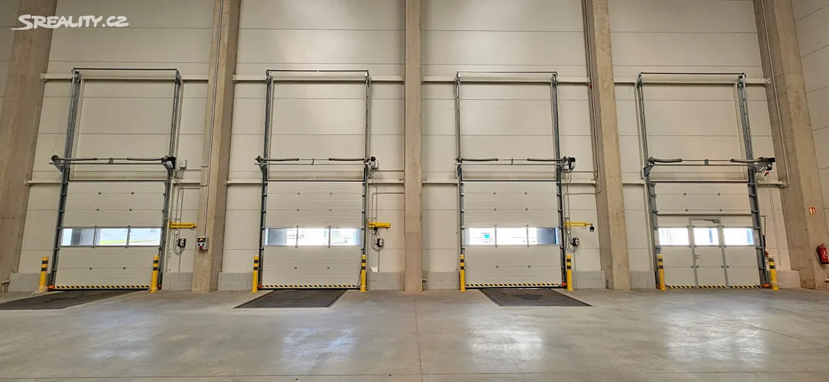 Pronájem skladového prostoru 3539 m² – pohled 2