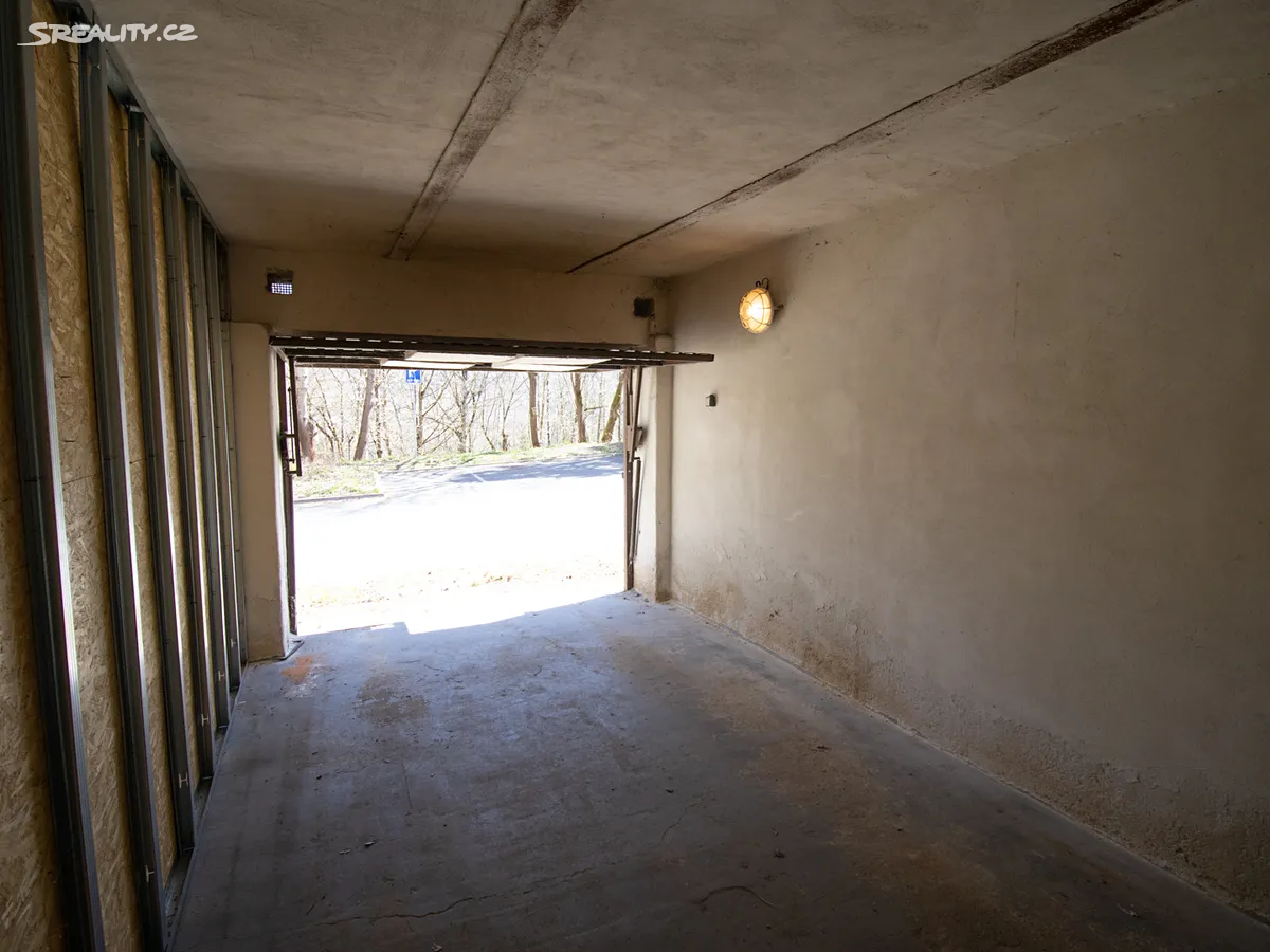 Pronájem garáže 16 m² – pohled 3