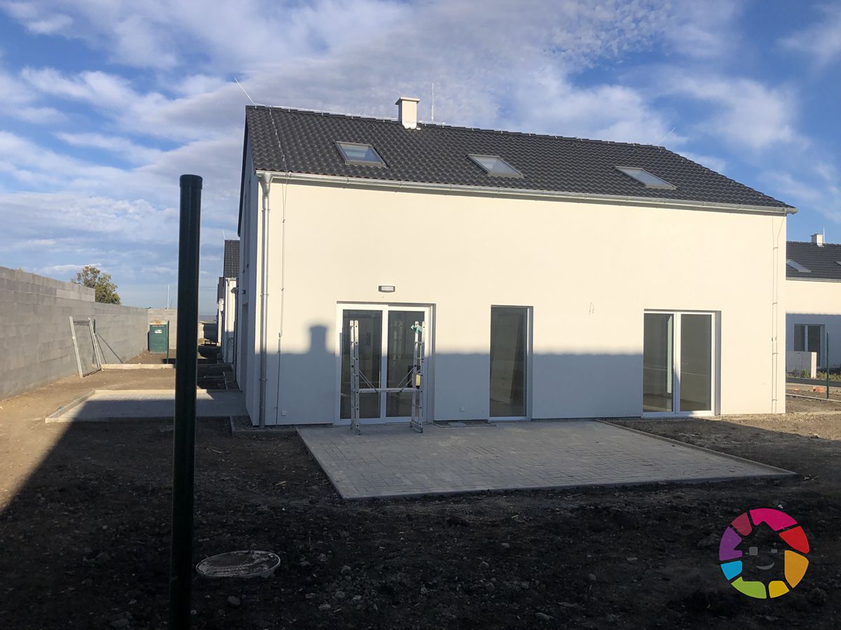 Prodej rodinného domu 140 m², pozemek 270 m² – fotografie 3
