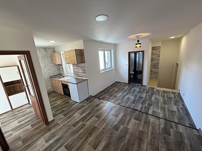 Pronájem bytu 3+kk 66 m²