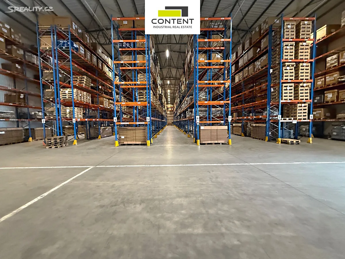 Pronájem skladového prostoru 2000 m²