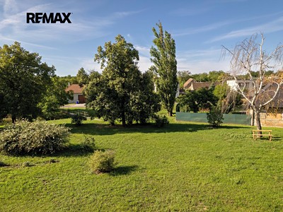 Prodej  pozemku 739 m² — photo 4
