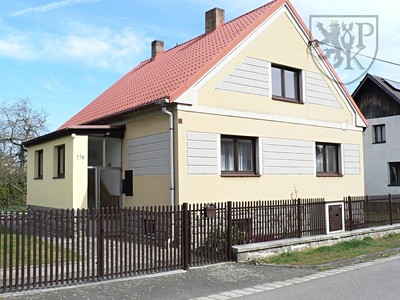 Prodej  rodinného domu 210 m², pozemek 553 m²